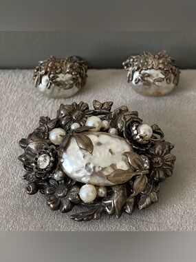 Vintage Miriam Haskell Signed  Parure Brooch & Earrings faux pearl /rhinestone